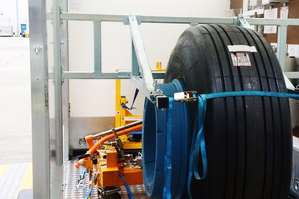 Aircraft Wheel & Brake Service Trailer