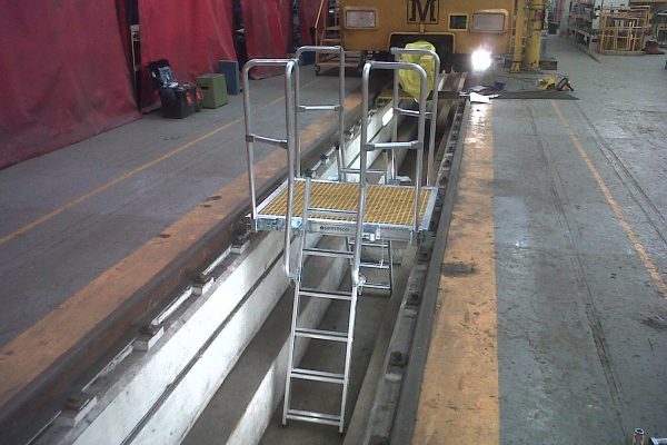 Handrail with Pit Access Step Ladder for use with Semmco Pit Boards